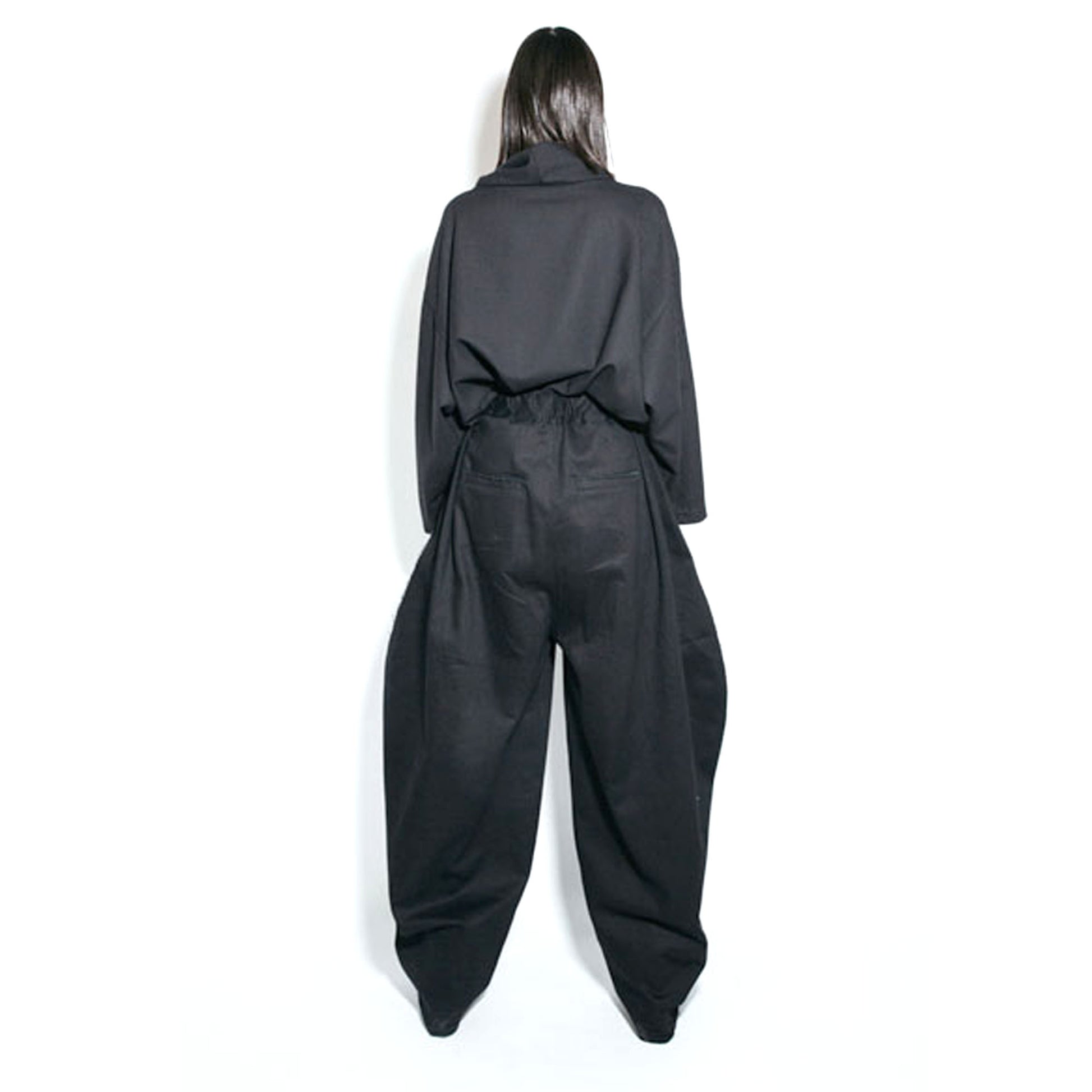 Avant garde style. Wide leg trousers.