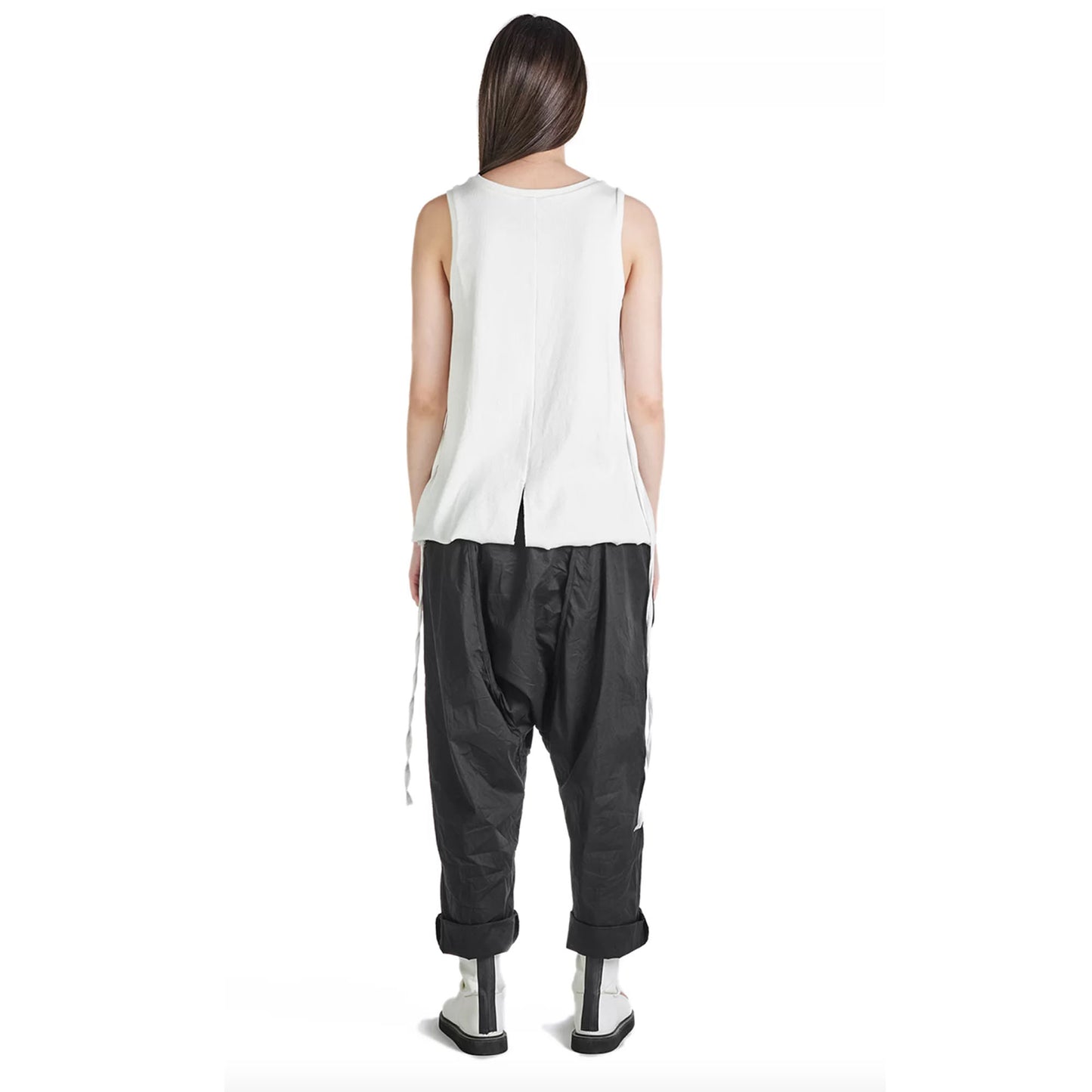 Low crotch cotton pants. Studio b3