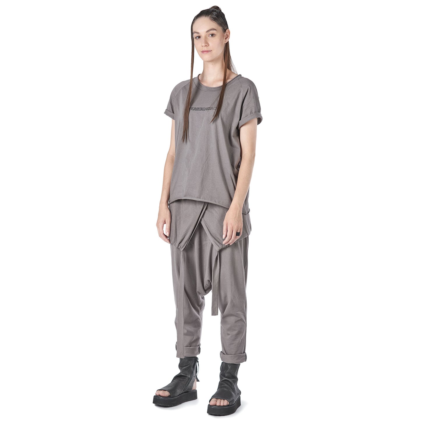 Apron front jersey pants. Studio b3