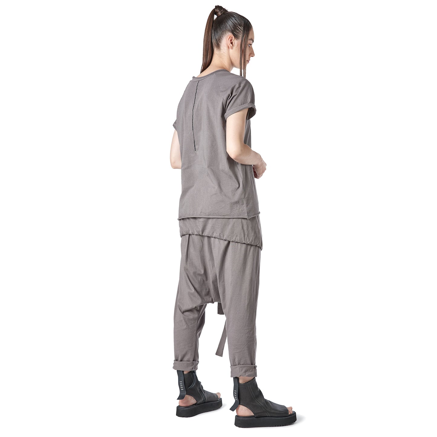 Apron front jersey pants. Studio b3