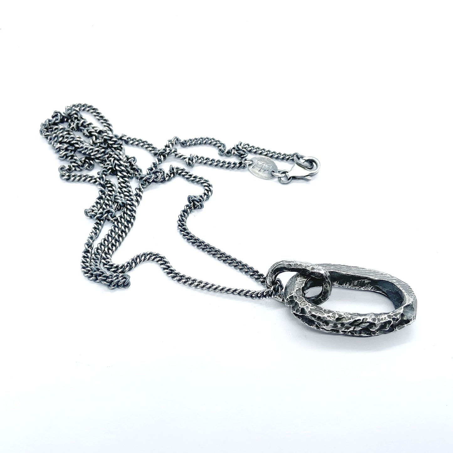 Chunky silver link pendant