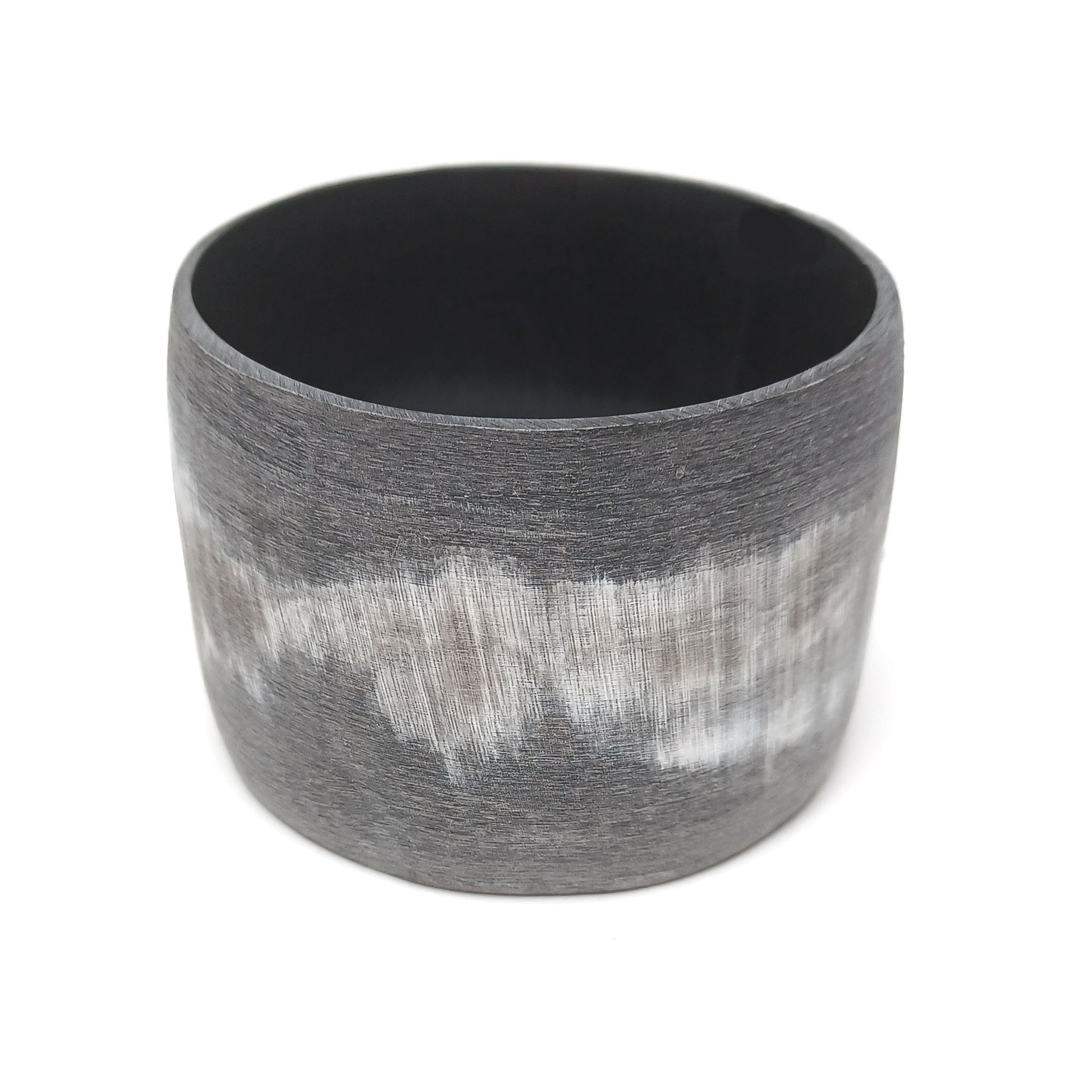 Wide buffalo horn bangle with natural markings