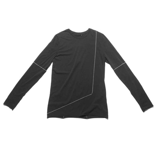 Long sleeve top with contrast stitching detail.
